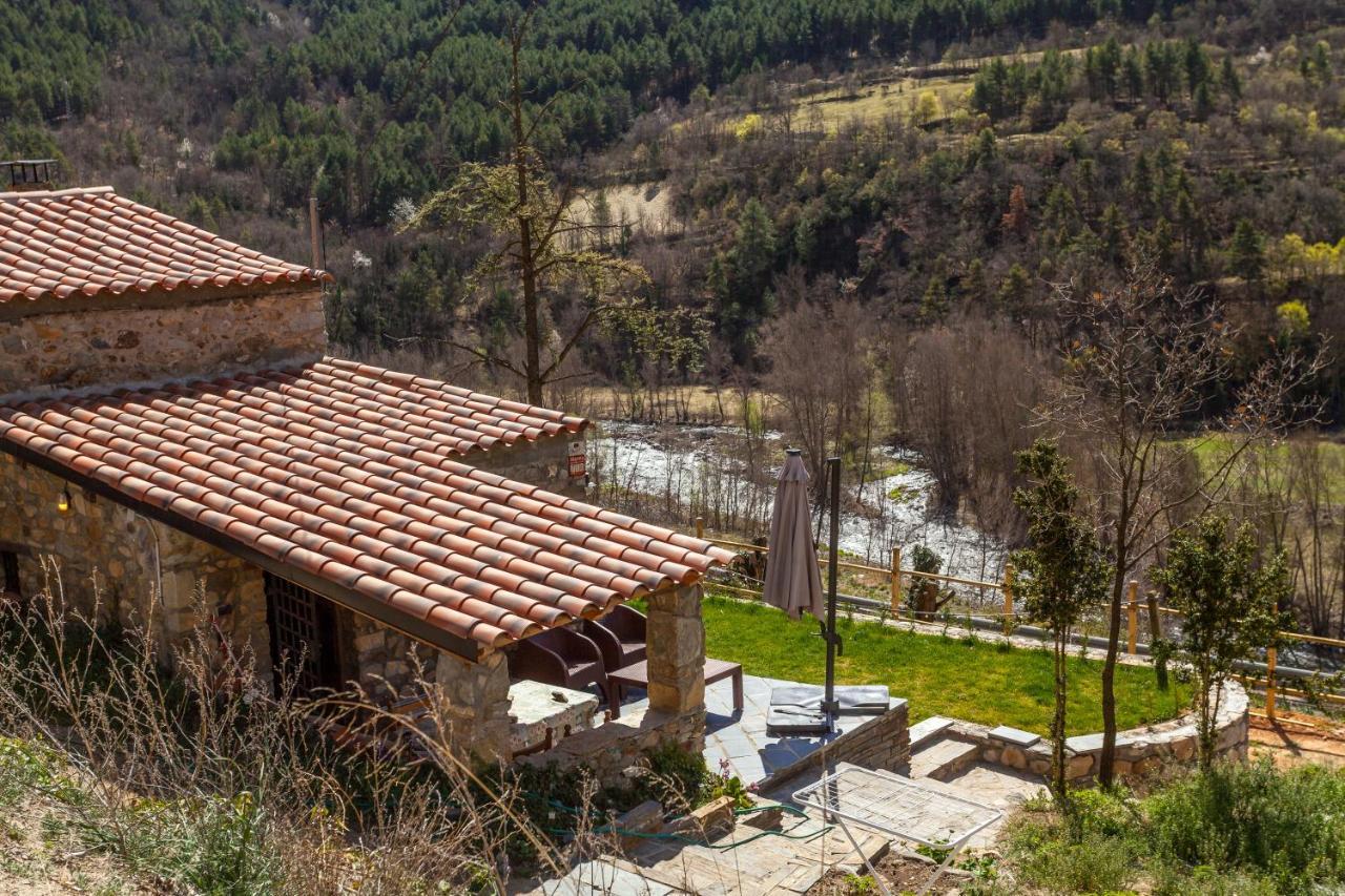 Chalé Casa Rustica La Borda De La Munda. *